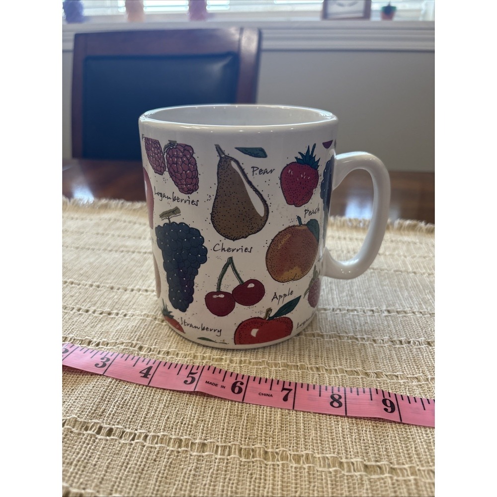 Houston Foods‎ Berries & Fruit Oversized Soup Coffee Tea Mug Peach Apple Cherry